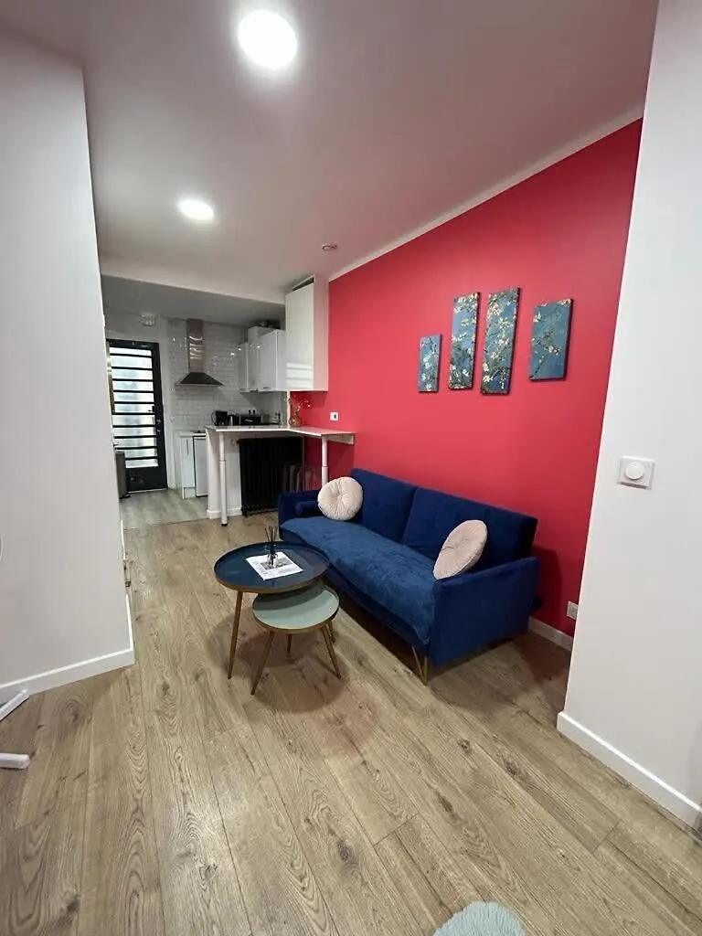 Stylish And Chic Apartment باريس 0*,